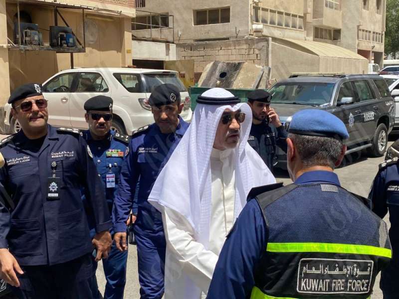 وزير الداخلية الكويتي يعلن عن إجراء عاجل بعد حريق بناية المنقف