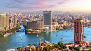 كيف تطورت ديون الدول العربية على مصر بعد تحسن السيولة الدولارية؟
