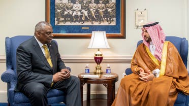 وزير الدفاع السعودي يبحث تطورات المنطقة مع نظيره الأميركي