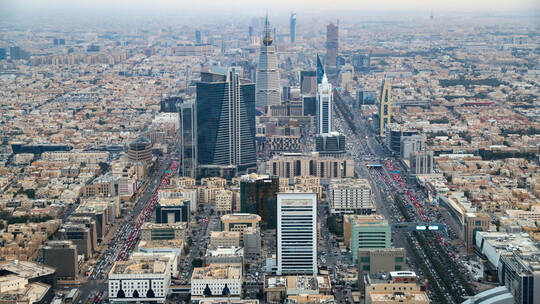 السعودية تتخذ خطوات لجذب المستثمر الروسي
